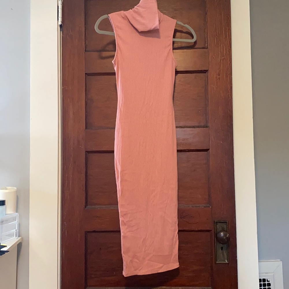 Windsor Store Pink Turtleneck Sleeveless Midi